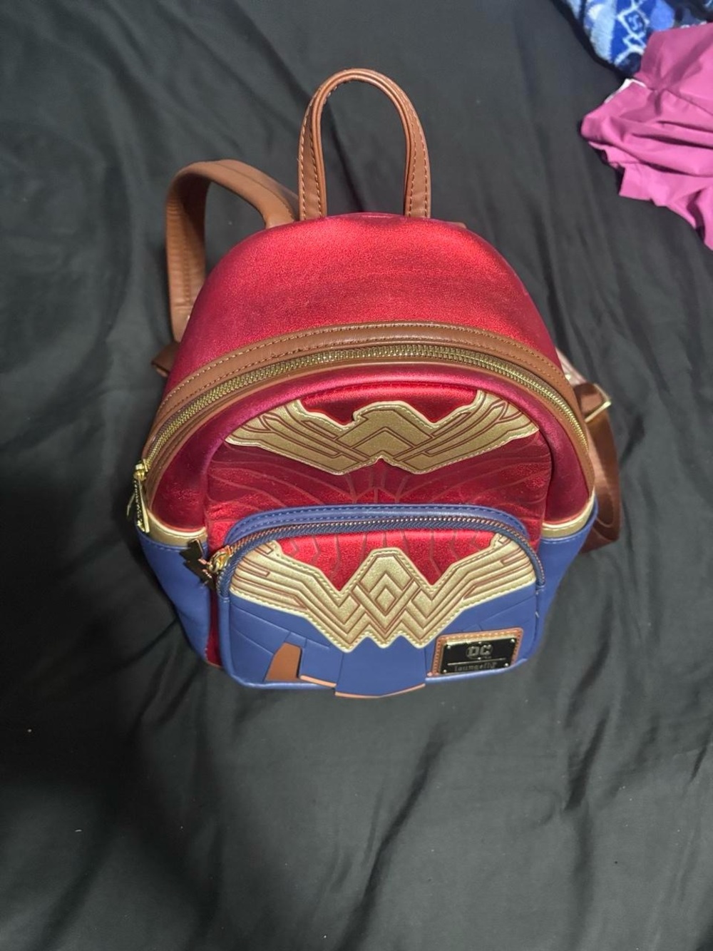 Loungefly Wonder Woman Metallic Pink and Blue Mini Backpack - Picture 3 of 6